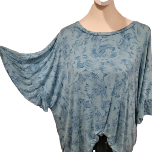 Lularoe Super Soft Blue Top With Ruffled Sleeves Size XL - Picture 3 of 8